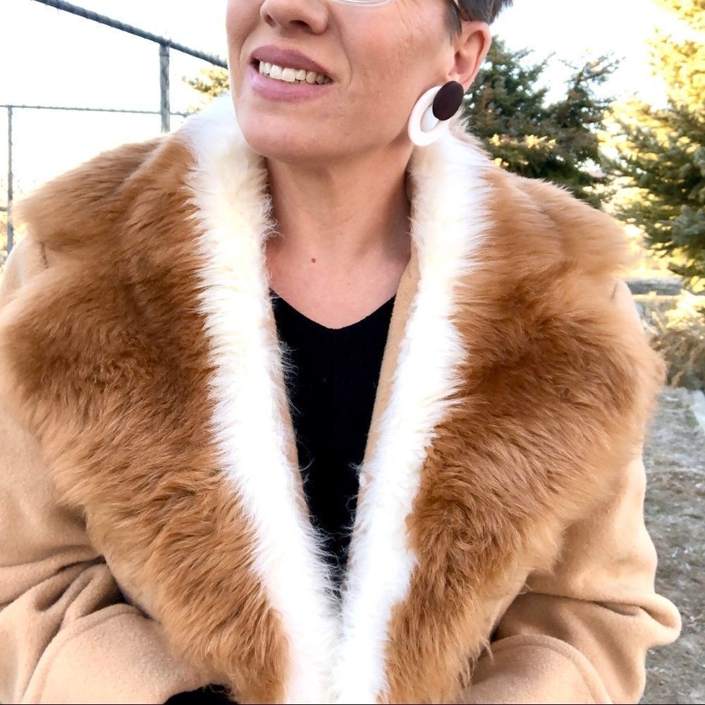 Stunning Vintage Ladies Coat Jackie Kennedy Style Faux Fox Fur Penny Lane - Picture 8 of 15